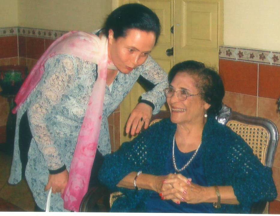 Eloina with German researcher Kathleen Wermke