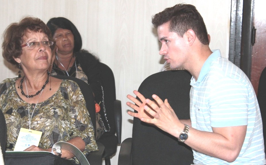 UNAM Professor Dr. Juan Nadal during in a Symposium committee session